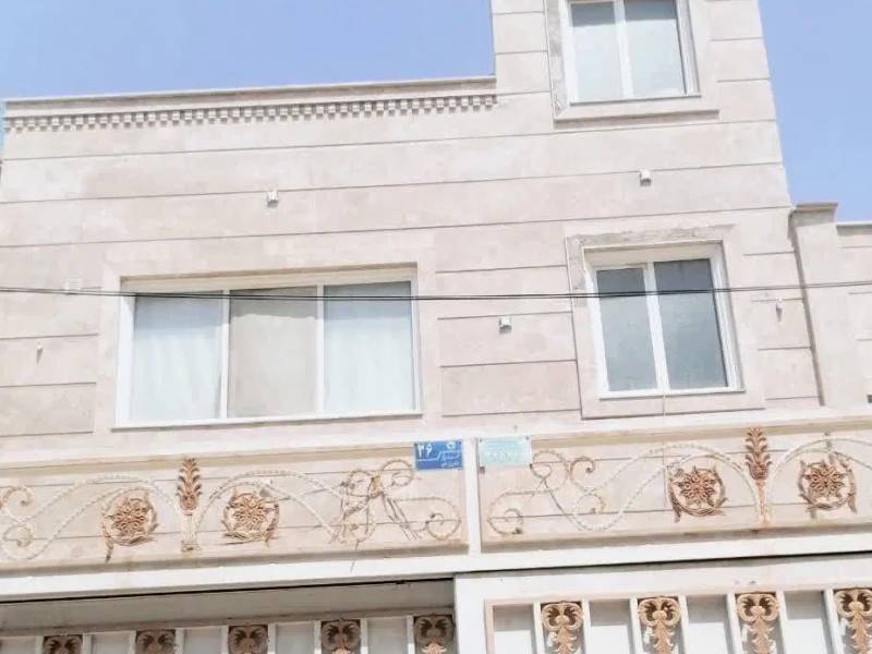 دوطبقه سند تک برگ سه خوابه شیک وتمیز