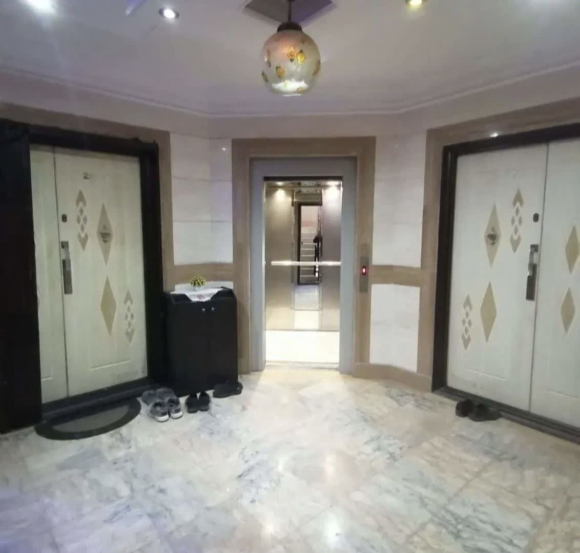                                             آپارتمان2 خوابه 85 متر
                                                                                آپارتمان
                                        در عطاران قم