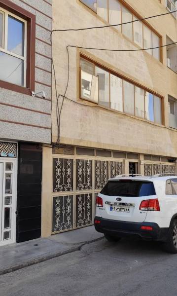                                             آپارتمان
                                                                                آپارتمان
                                        در زنبیل آباد قم