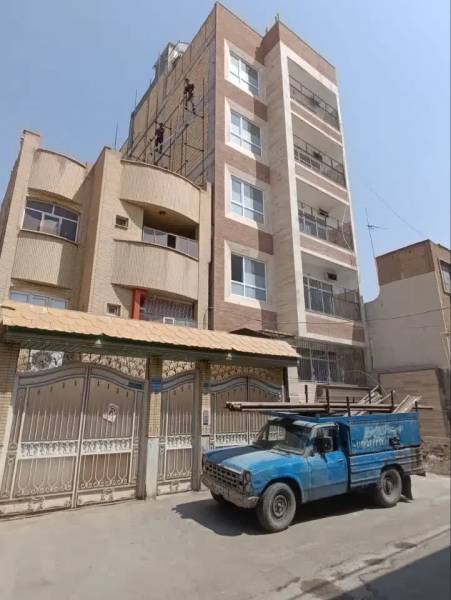                                             آپارتمان نوساز تک واحدی
                                                                                آپارتمان
                                        در باغ شازده قم