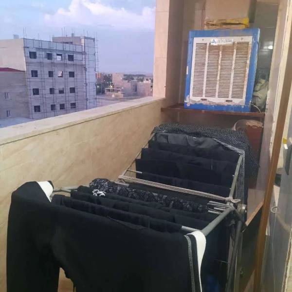                                             95 متر 3 خواب سند قولنامه ای
                                                                                آپارتمان
                                        در کاسه گران قم