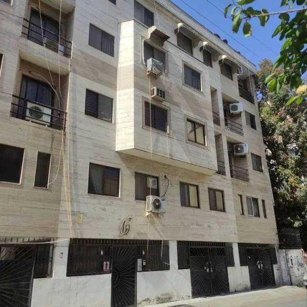                                             فروش آپارتمان ۱۰۵ متری_۳ خواب _قابل تهاتر با ویلا
                                                                                منزل ویلایی
                                        در  بابلسر
