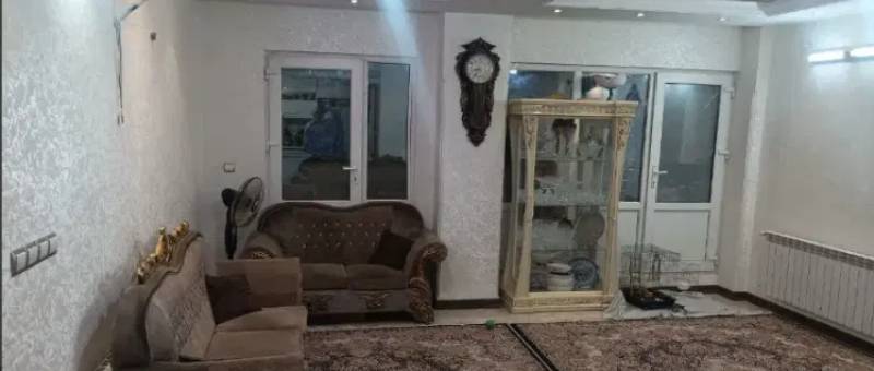                                             104 متر سند تک برگ دو خواب
                                                                                آپارتمان
                                        در زنبیل آباد قم