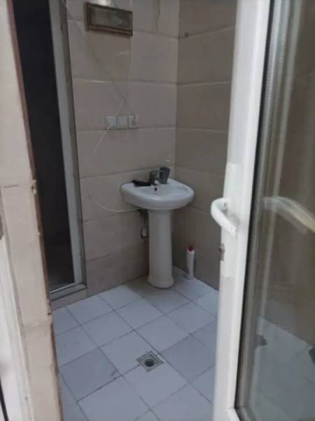 فروش یک واحد همکف