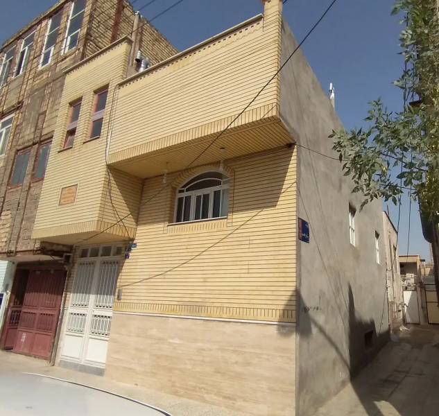                                             ۶۰ متری_ بهر خیابان ۱۶ متری، با قابلیت تجاری
                                                                                منزل ویلایی
                                        در نیروگاه قم