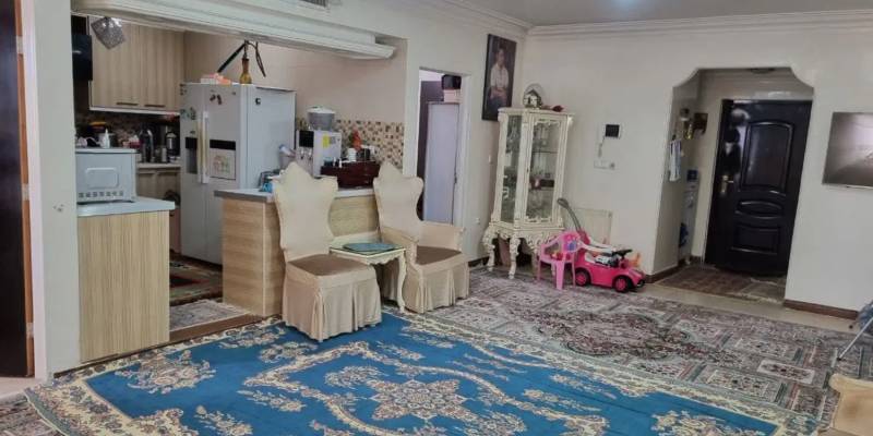 آپارتمان ۸۰ متری مطهری شمالی